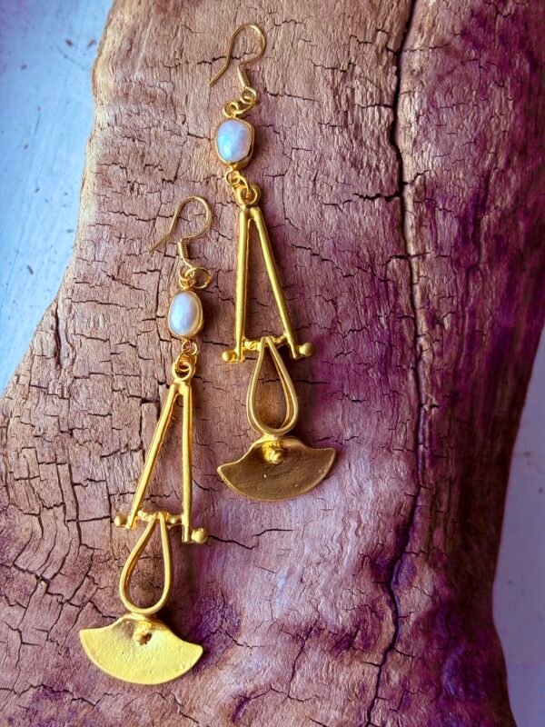 Perla Pre Columbian Style Earrings - Image 3