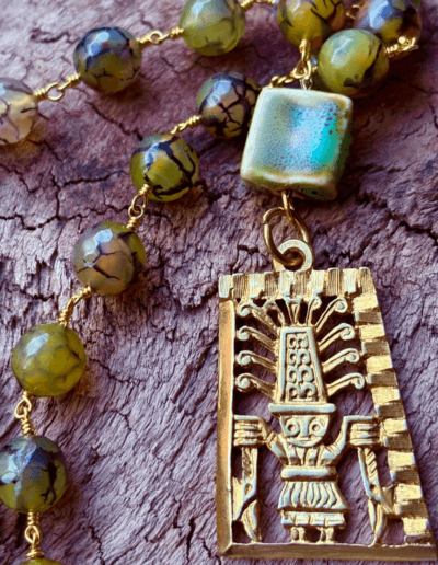 Serpentine Chibcha Prayer Hand Beads