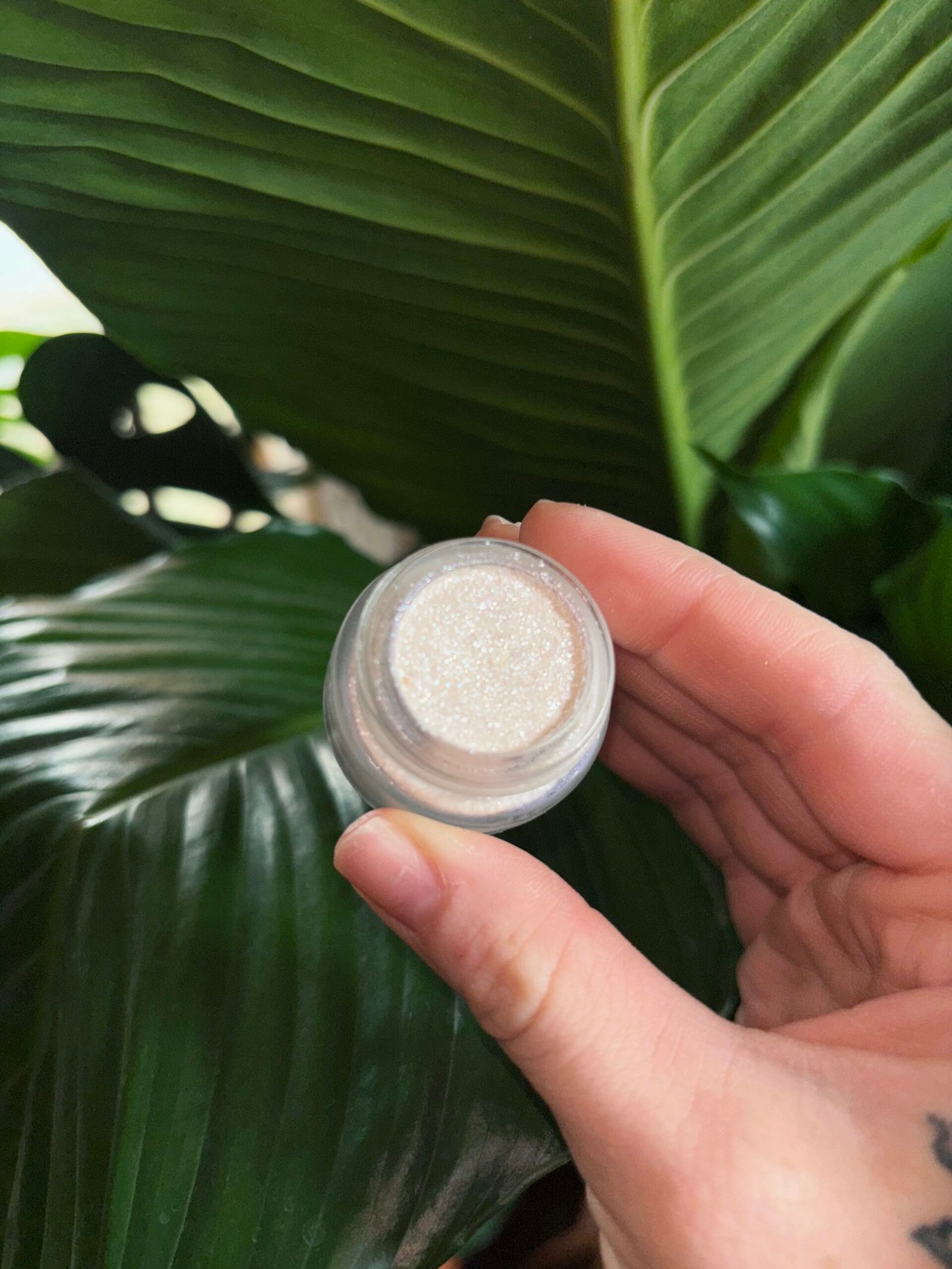 Celestial Babe Pressed Powder Shimmer - Image 3